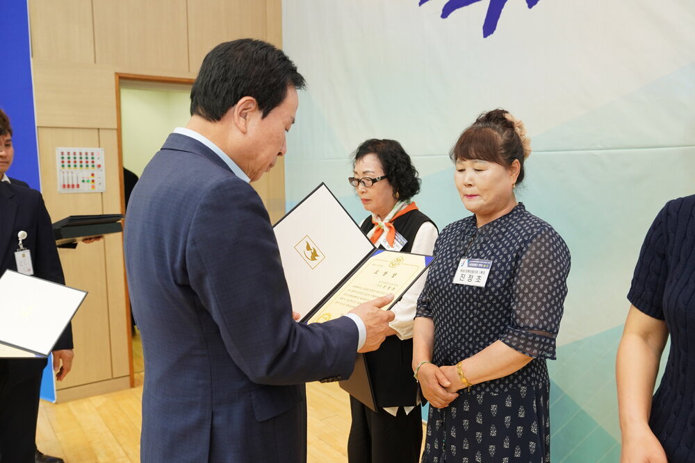 전국소년(장애학생)체전 성공개최 유공자 표창 수여식-8