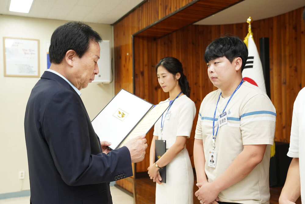 (08.01.회의실) 8월 정례조회